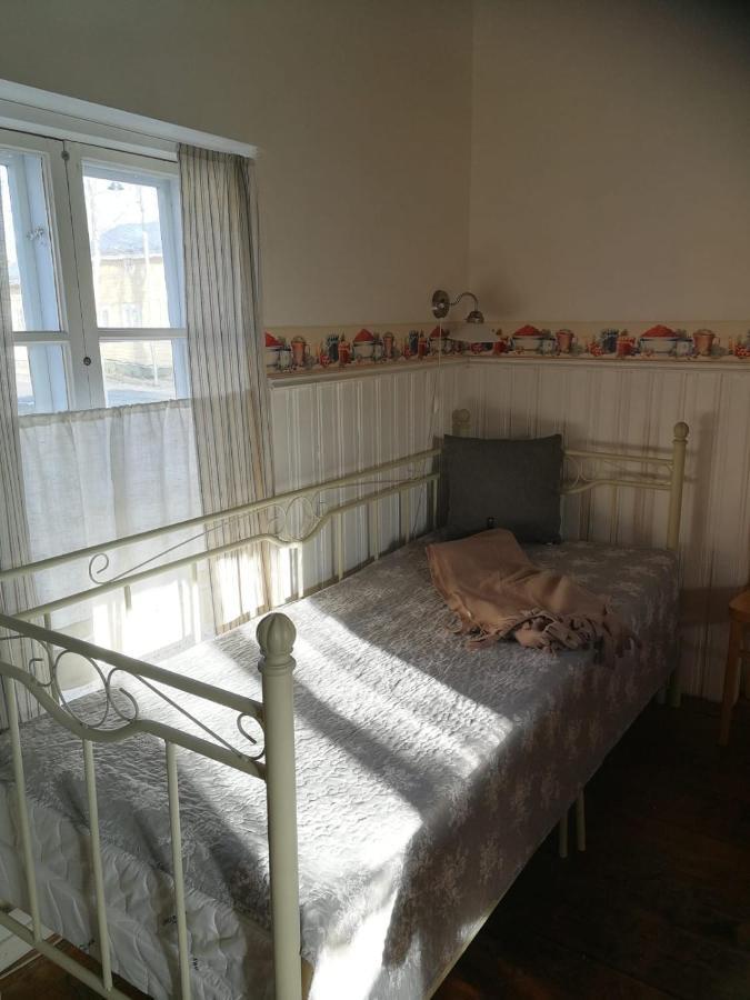 Bed and Breakfast Kirkkokadun Amanda Ja Olga Uusikaupunki Exterior foto